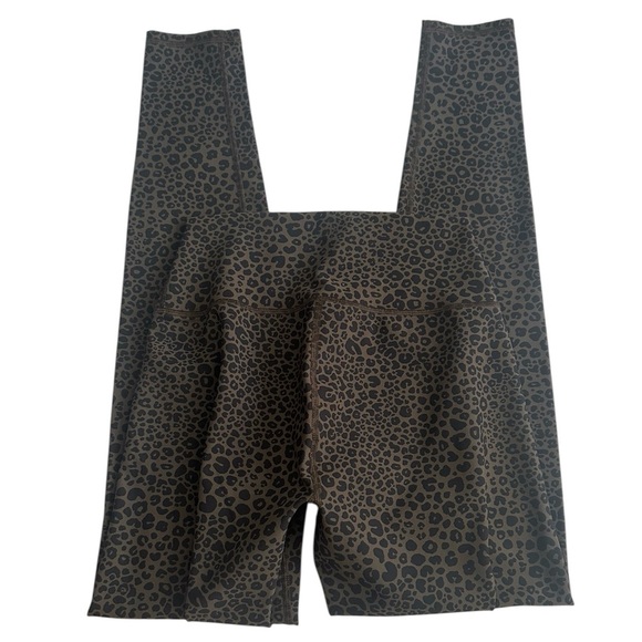 Alo Yoga High Waisted Vapor Legging - Olive Leopard SMALL - Picture 3 of 6